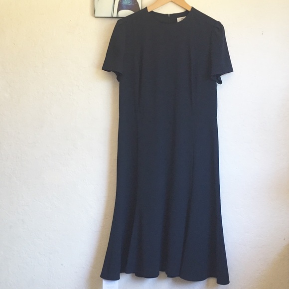 M.M. LaFleur Dresses & Skirts - M.M. LaFleur Navy Blue Dress 14